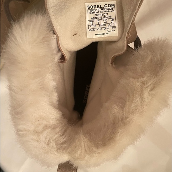 Sorel Women’s Beige Mid Calf Lace Up Winter Boots Size 10.  Barely worn! - Picture 3 of 9